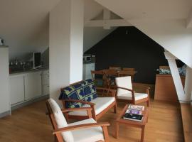 Appartement vue mer avec piscine int&eacute;rieure，位于拉尔莫普拉格的Spa酒店