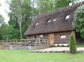 Tammeveski Holiday House，位于Kobruvere的酒店