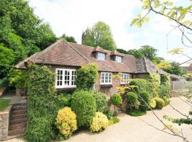 Church Combe - Petworth West Sussex，位于佩特沃斯的酒店