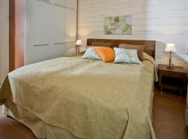 Holiday Club Salla Apartments，位于萨拉的带泳池的酒店