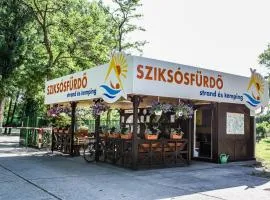 Sziksósfürdő Strand és Kemping