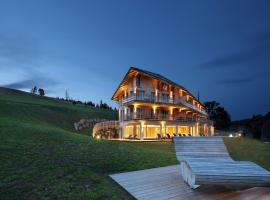 derWaldfrieden naturparkhotel，位于Herrenschwand的酒店