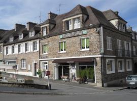芬妮之家广场酒店，位于Pont-d'Ouilly的酒店