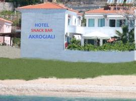 阿库拉奥吉利酒店，位于普洛马里翁的酒店