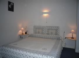 Auberge Le Saint Georges，位于Saint-Georges-de-Mons的酒店