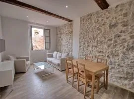 202-Appartement renove vieil antibes