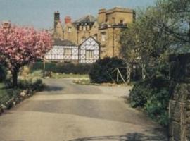 Leasowe Castle Hotel，位于威勒尔的酒店