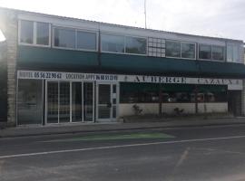卡座克斯酒店，位于萨泽克斯的酒店