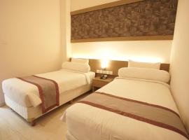 Viva Hotel Kediri, Azana Hotels Collection，位于谏义里的酒店