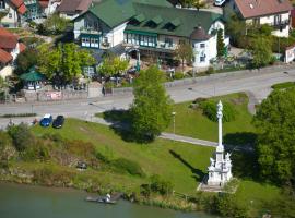 Landhotel Mariensäule，位于Wernstein am Inn的酒店