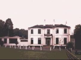 Woodland House，位于Kingholm Quay的酒店