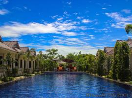 塔纳旺泳池别墅度假村，位于素可泰的家庭/亲子酒店
