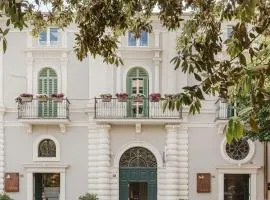 La Residenza del Monaco bianco