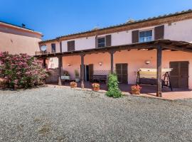 克尔泰利农家乐，位于拉戈堡的乡村别墅