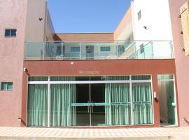 Recanto Hotel Clube，位于Caetité的酒店
