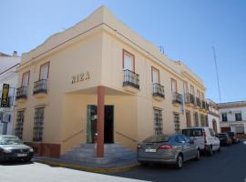 尼扎旅馆，位于圣胡安德尔普埃尔托的低价酒店
