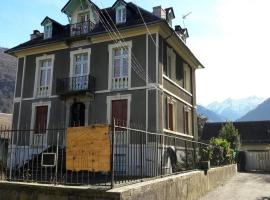 Villa Gracieuse，位于巴涅尔-德吕雄蒂舒缆车附近的酒店