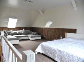 Ferienhaus Biene，位于Wartin的酒店