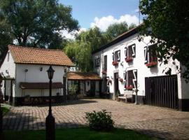 Moulin De Moxhe micro gîte et gîte - Bed & Dreams，位于莫克斯的酒店