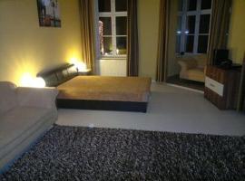 Vero Hotel Arany Griff，位于帕波的酒店