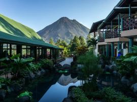 Arenal Observatory Lodge & Trails，位于福尔图纳的山林小屋