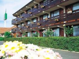 Campanile Hotel Pont à Mousson，位于Lesménils的酒店