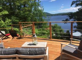 七岛港拉克庄园宾馆，位于Saint-Raymond的酒店