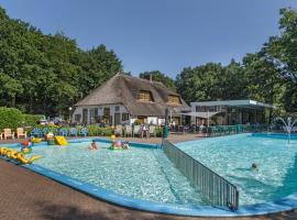 Molecaten Park De Leemkule，位于哈特姆的酒店