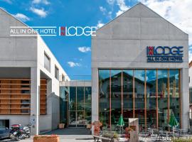 Hostel INN LODGE，位于切勒里纳的酒店