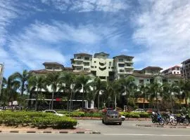 努沙登加拉马特酒店