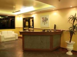 Hotel Gentil，位于伊塔佩鲁纳的酒店