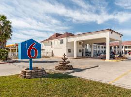 Motel 6-San Marcos, TX - North，位于圣马科斯的酒店