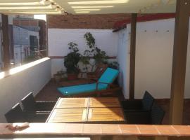 LG Big Flat Barcelona，位于巴达洛纳的酒店