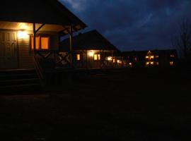 卡尔斯齐沃莱克旅馆，位于文戈热沃的豪华帐篷营地