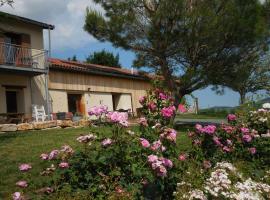 Maison d'Hôtes des 2 Chênes，位于Bessenay的酒店