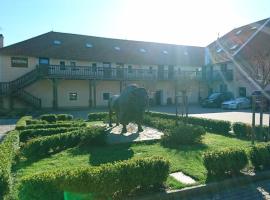 野牛牧场旅馆，位于Rožnov的酒店
