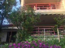 Apartman Cvenkica，位于奥米沙利的酒店