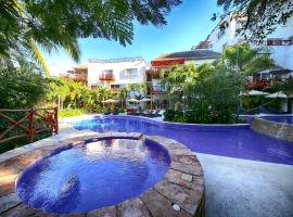 Pajaro de Fuego, Chelsea's Luxury Units，位于萨尤利塔的酒店