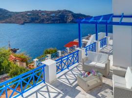 Syros Private House with superb sea view，位于金尼昂的乡村别墅