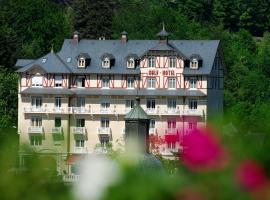 Golf Hôtel，位于布里德莱班的酒店