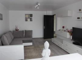 Apartament Anais，位于克利默内什蒂的海滩酒店