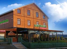Zeytindalı Yayla Hotel，位于Hackali Baba Yaylasi的酒店