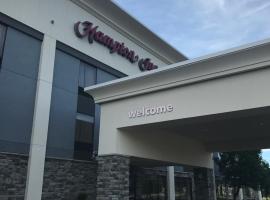 Hampton by Hilton Youngstown North，位于Churchill的酒店