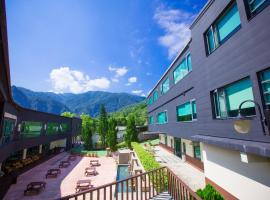 四季山妍温泉会馆，位于乌来的酒店