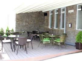 Vlasta Family Hotel，位于拉夫达的酒店