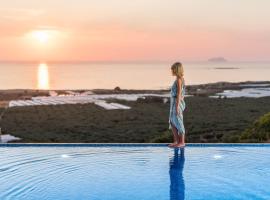 Lux Villa Elpida Falassarna with Heated Pool, 2km to Falassarna Beach，位于Kavoúsion的酒店