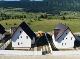 Hotel Resort Oaza Mira，位于Kutlovac的酒店