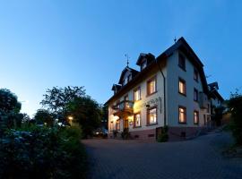 Hotel & Restaurant Grüner Baum Merzhausen，位于弗莱堡的酒店