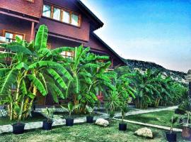 Guesthouse Vila Druri Dhermi，位于德尔米的酒店