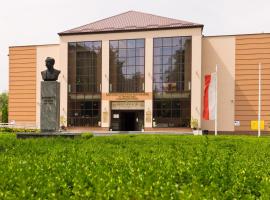 Pokoje Gościnne w Centrum Kultury Wsi Polskiej，位于Wierzchoslawice的度假园